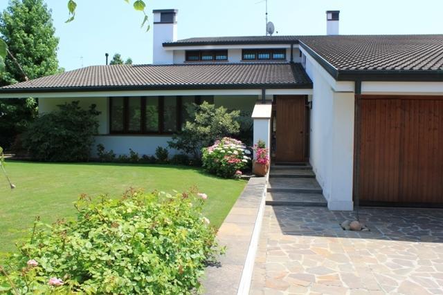 3 Tesori B&B Castel dʼArio エクステリア 写真